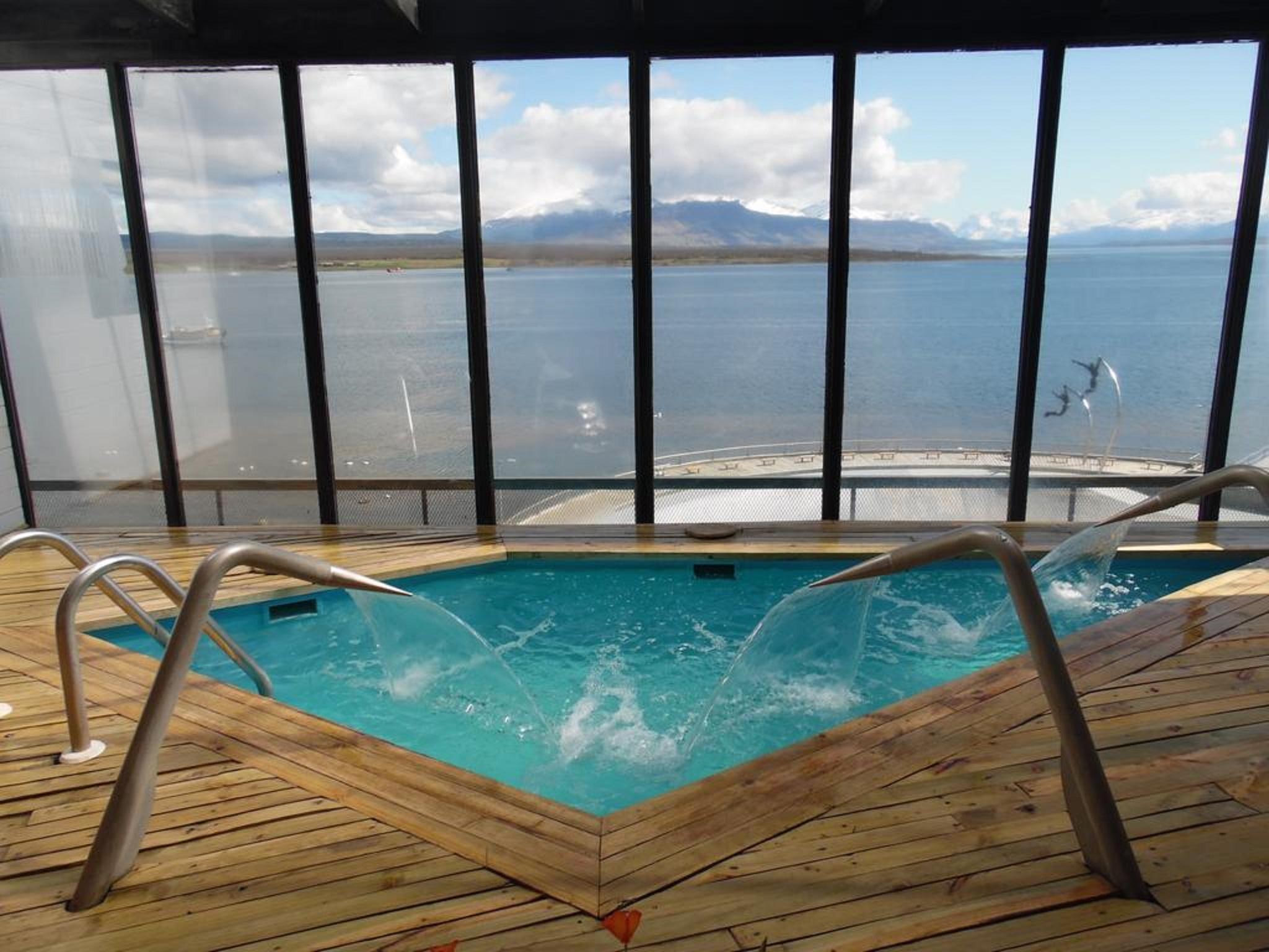 Noi Indigo Patagonia Hotel Пуерто Наталес Екстериор снимка