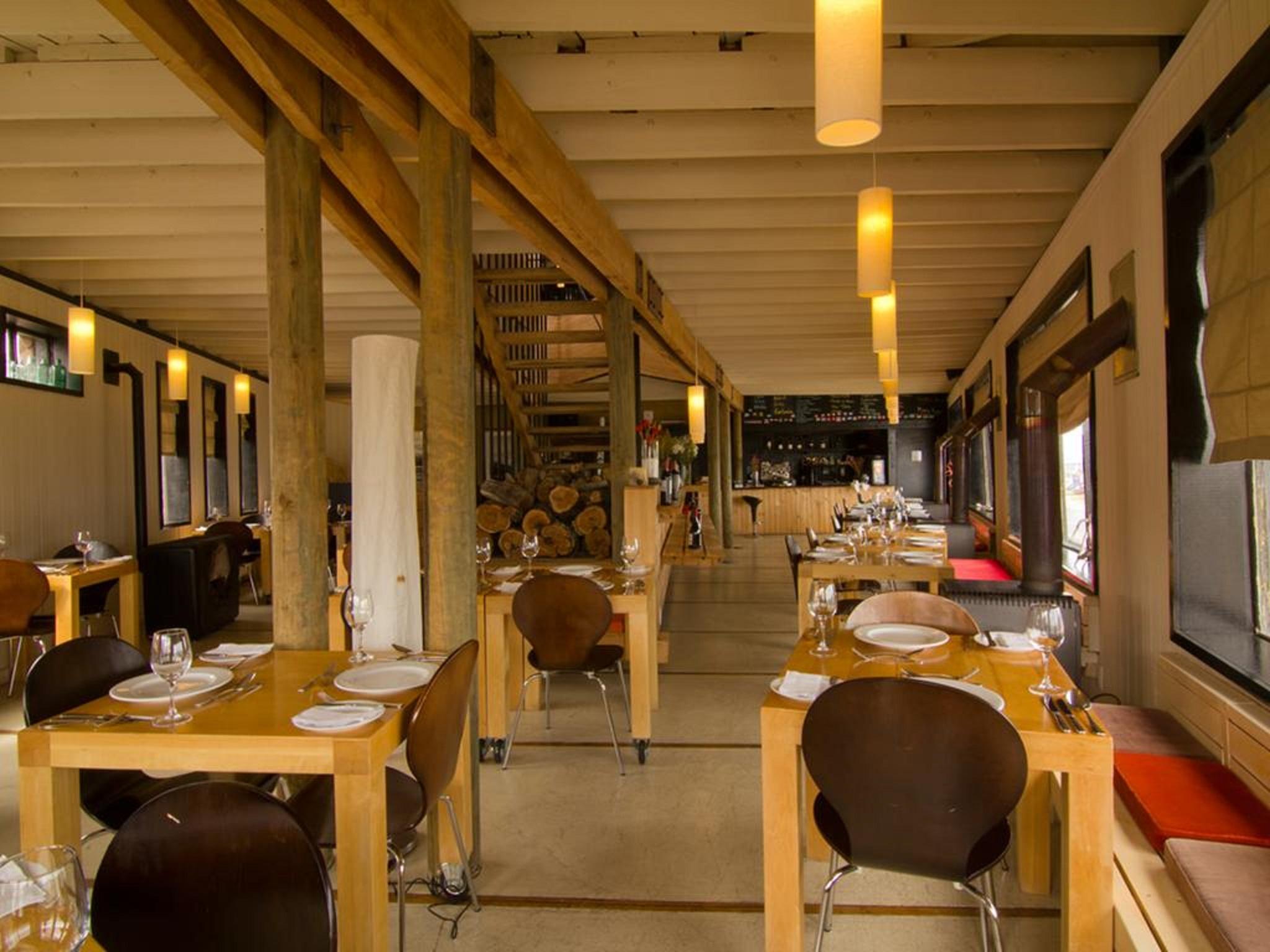 Noi Indigo Patagonia Hotel Пуерто Наталес Екстериор снимка