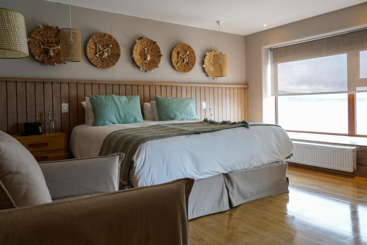 Noi Indigo Patagonia Hotel Пуерто Наталес Екстериор снимка